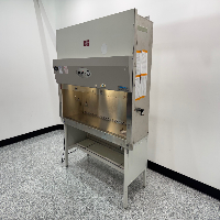 Nuaire LabGard ES 6' BioSafety Cabinet image 1